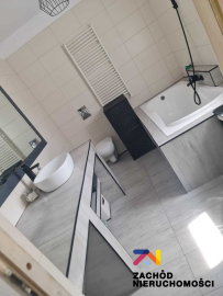 Dom wolno stojący w pobliżu Krosna Odrz.